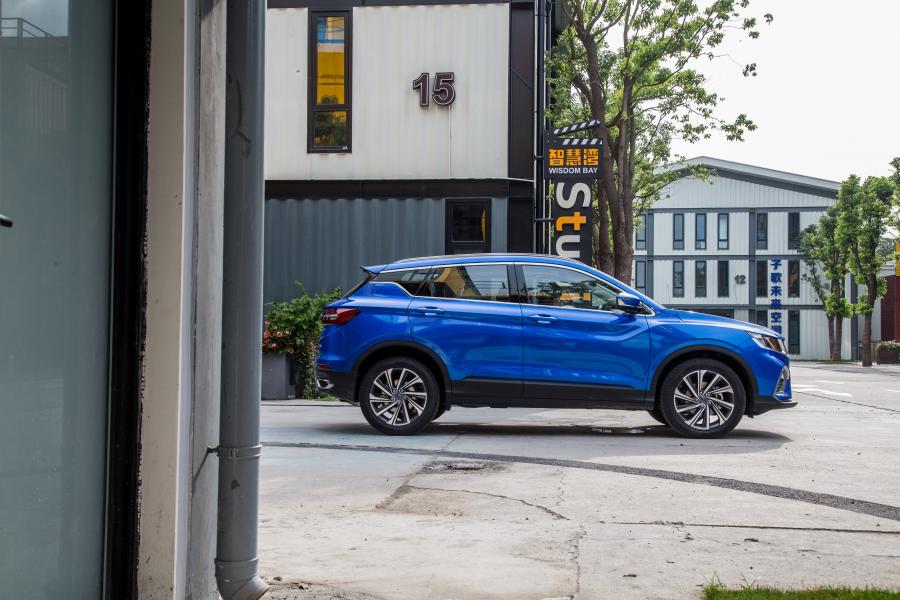  Geely Bin Yue (SX11) 2018 года  (фото 7 из 18)